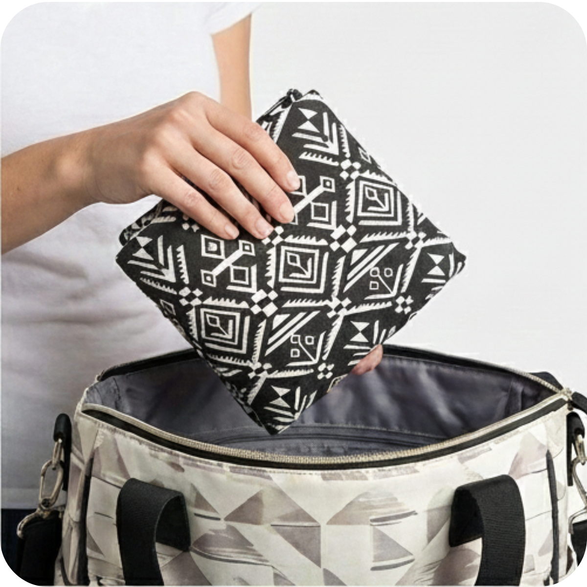 HUG - החיבוק הבטוח שמחזיר להורים את השקט והשליטה